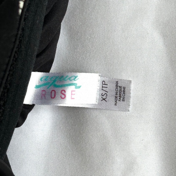 La Vie En Rose One Piece Swimsuit Size XS Black White Stripe Tank Aqua Rose - Picture 7 of 8